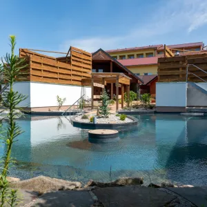 Poslouchej víkendovou Summer Party na Hitrádiu a vyhraj voucher do **** Wellness Hotelu Frymburk