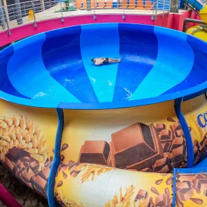 🎶 HIT, KTERÝ SE VYPLATÍ 💦 - vyhraj celodenní rodinnou vstupenku do Aquapalace Praha!