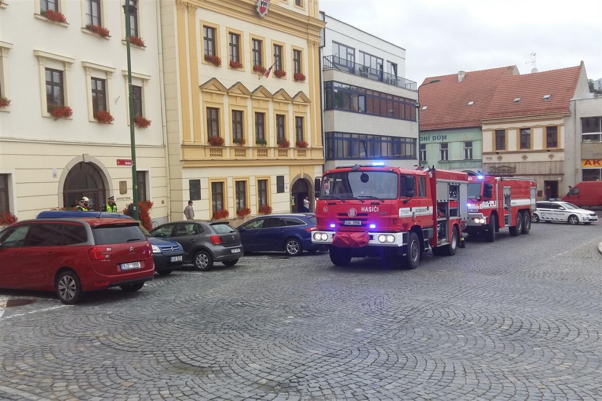 Požár v divadle Pasáž: Třebíčské cvičení hasičů