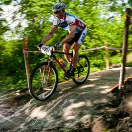 Jihlava opět ožije legendárním závodem horských kol na 24 hodin