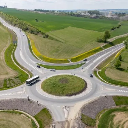Jižní obchvat Jihlavy a hospic v Havlíčkově Brodě patří k nejlepším stavbám letošního roku