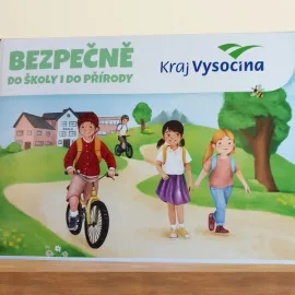 Prvňáčci dostanou od Kraje Vysočina Bezpečný kufřík do školy i do přírody