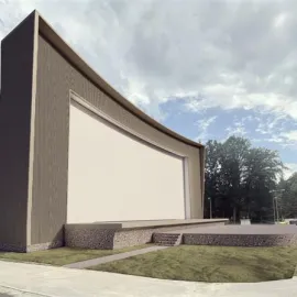 Letní kino v Březinových sadech v Jihlavě dostává nový kabát